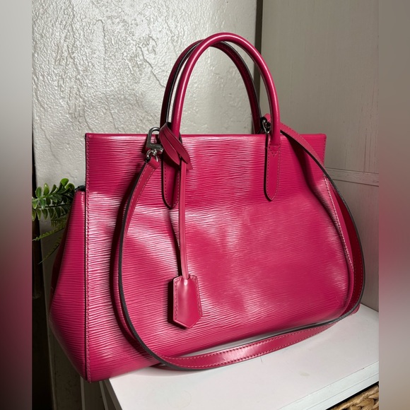 Louis Vuitton Handbags - Louis Vuitton Pink Epi Marly
2 Way Bag